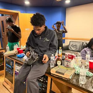 Bayard (feat. Jmunyunn) (Explicit)