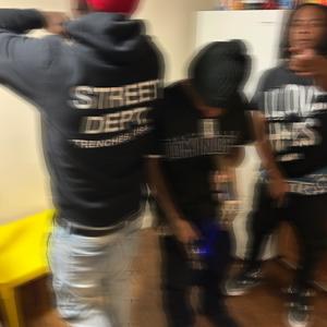 AROUND (feat. 4K Hitla) (Explicit)