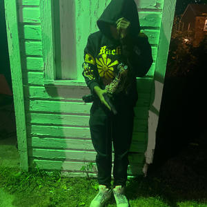 Spin (feat. Vexfrm8bb) (Explicit)