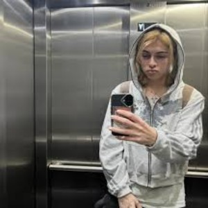 DILES QUE SON MILES (Explicit)