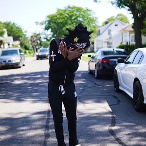 Hmm (feat. K.Y) (Explicit)