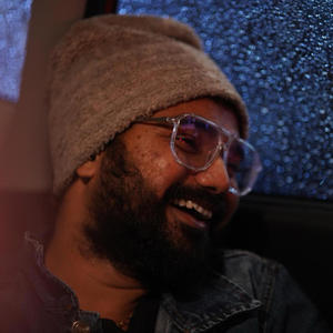 Naakunna ekaika lokam (feat. PVNS ROHIT & Pranidhi)