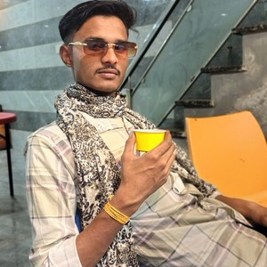 Chhora Tu Tipring Karbo Chhod Pilaungi Ok Su Pani