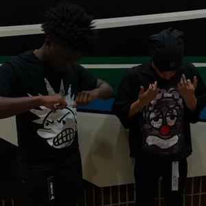 Knockin Hard (feat. TreyLoww, Ptr Dee, Lilzaemiaa P & 414 Tyy Lowww) (Explicit)