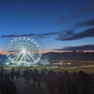 Fantasy (feat. Frankie)