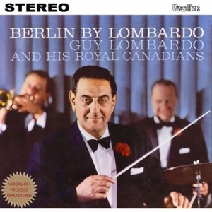 Medley No.3 (Berlin) : You Keep Coming Back Like A Song / I Want To Go Back To Michigan (Down On The Farm) / The Best Thing For You / Play A Simple Melody / Let's Face The Music And Dance