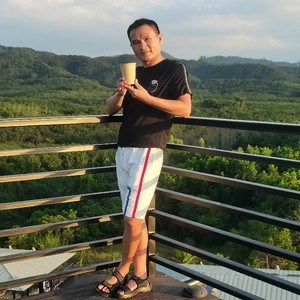 哥心随侬上京城c78 伴奏mix6 (伴奏)