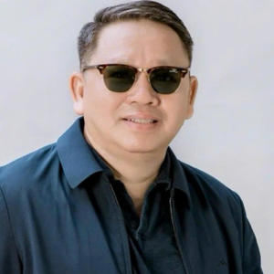 Nụ Hoa Hải Đường (feat. Huynh That)