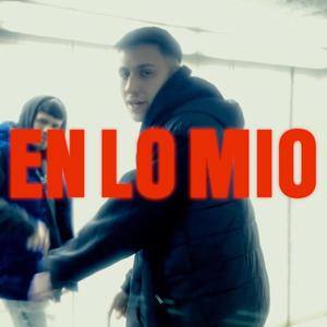 EN LO MIO (feat. Apin)