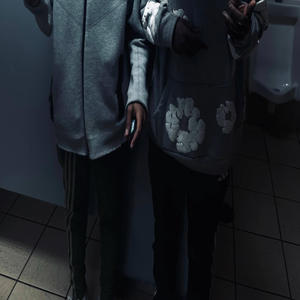 Hot summer (feat. lil Dion) (Explicit)