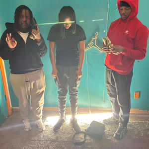 Go ghost (feat. 38sean & Sg Breeski) (Explicit)