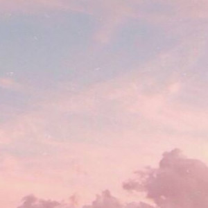 Look at the flowers floating all over the sky