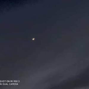 袖手旁观的快乐 (改编版原唱: 齐秦)