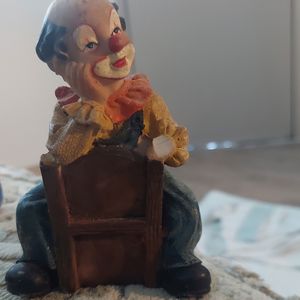 Official HQ I Want To Go Home