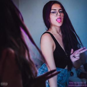 Hay Algo En Ti (feat. Lucky Capone) (Hidrocodona 2) (Explicit)