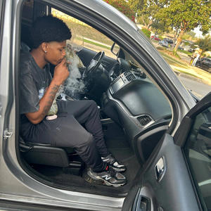 Pot to piss (feat. KSonic) (Explicit)