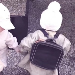 当我唱起这首歌的时候歌里的姑娘正在疯狂地撸腰子