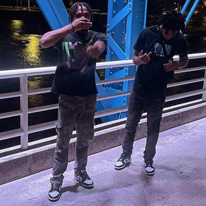 32x (feat. Deezy308) (Explicit)