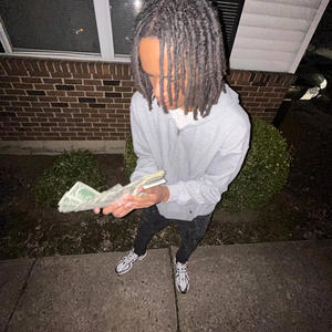 Eyes bleed (feat. Skoomjay) (Explicit)