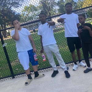 The Real Race (feat. TyFrmSol4 & lulshotta4) (Explicit)