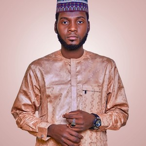 ZPREETY INA KIKE (feat. Auta waziri, Auta mg, Ado gwanja, Salim smart, Hamisu Breaker, Isah ayagi, Nura m inuwa, Ali jita & Umar m sharif) (Explicit)