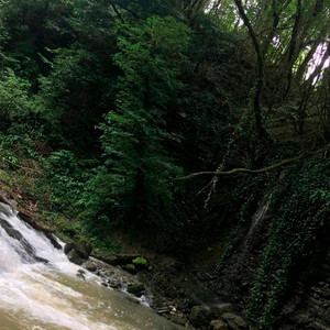 Водопад (feat. VeyBi) (Explicit)