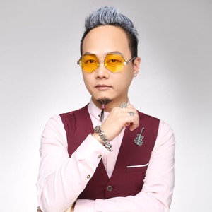 东达之歌 (伴奏)