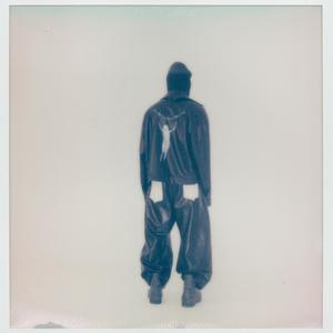 sin distraccion (feat. iza tkm)