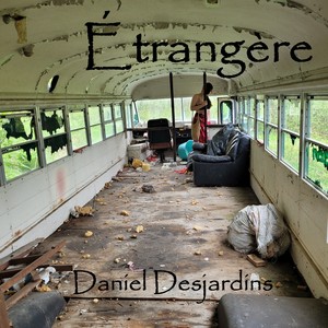 Étrangère