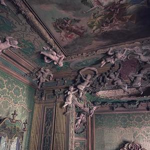 Confetti (feat. Rich Rocka) (Explicit)