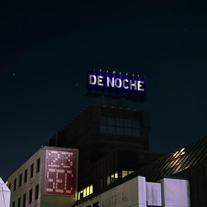 DE NOCHE