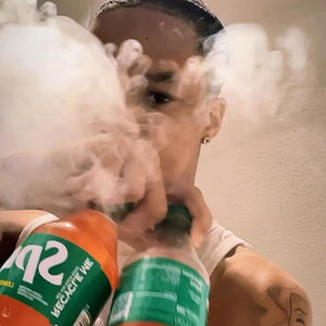 Free lil Naz (feat. Nazhoneysmack) (Explicit)