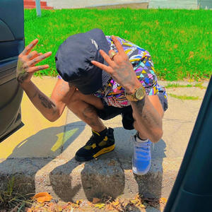 Laced Up (feat. Fat Str8, Lotta Cash Lil Dee & Tay Stackz)