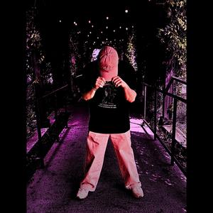 help myself (feat. LoveHatesSaiah) (Explicit)