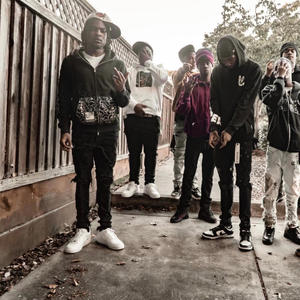 Stay Dangerous (feat. lil Roge) (Explicit)