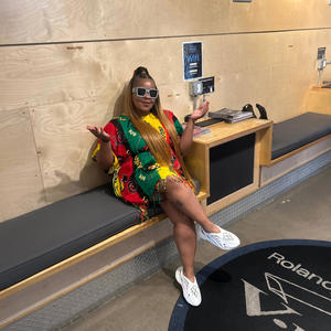 WE RIDING (feat. El Hitta) (Explicit)