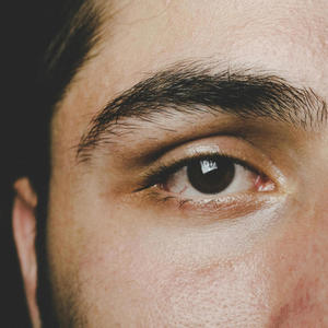 I`m still here (feat. Daryl Jones)