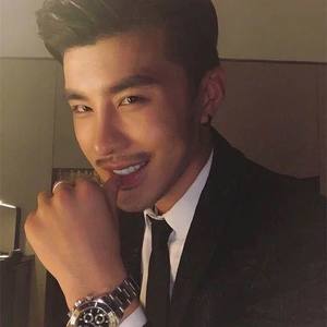 曲终人散