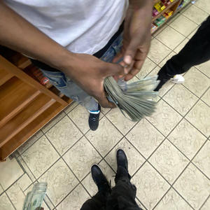 Cold water (feat. Halotipro) (Explicit)