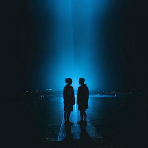 Связаны (Explicit)