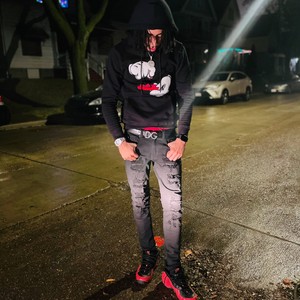 Up Off White(huhhh) (Explicit)