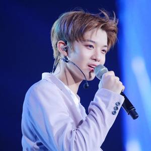 裴珍映翻唱【像中枪一样】（青涩裴裴）