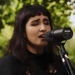 Agua (En Vivo) [feat. Mokaita]