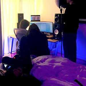 310Zach - anything4u (Explicit)