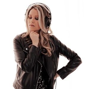 Ficas ou Vais (Explicit)