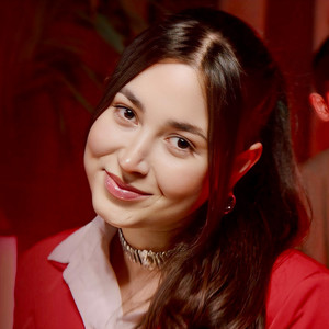 Ov E Liana Zaqaryan (Explicit)