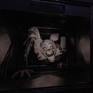 MANGLE BANGING ON VENT (Explicit)