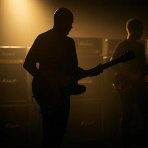 Round and Round (feat. Pap)