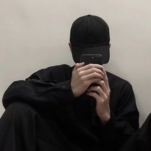 曾经发了疯的想现在拼了命的忘