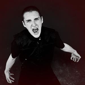 drama queen (feat. Quertz) (Explicit)